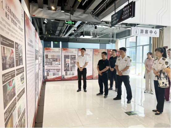 体味“光影里的清风廉政”——党建联盟单位七·一主题活动有新意