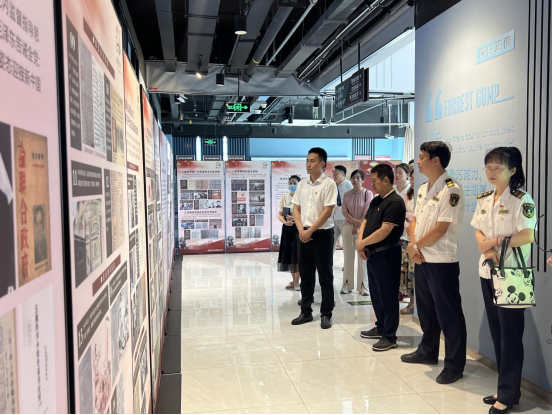 体味“光影里的清风廉政”——党建联盟单位七·一主题活动有新意