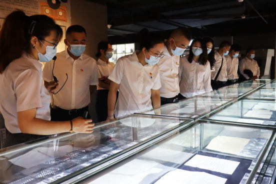 彩乐园(中国)产业集团-交服公司召开“强化廉洁意识 筑牢思想防线”思廉日主题活动